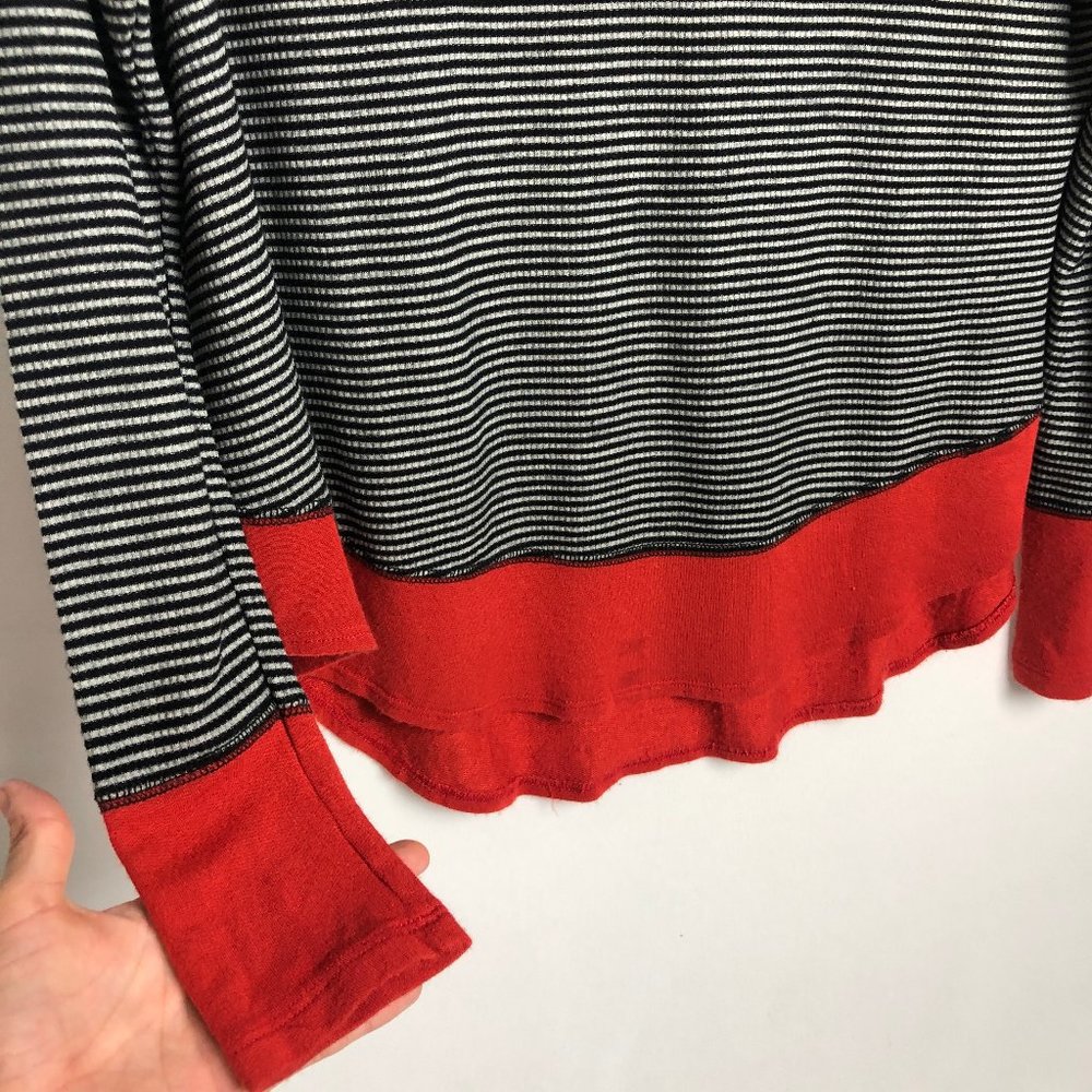 LNA Fallbrook Ribbed Jersey Tee Contrast Hem - Picture 9 of 9